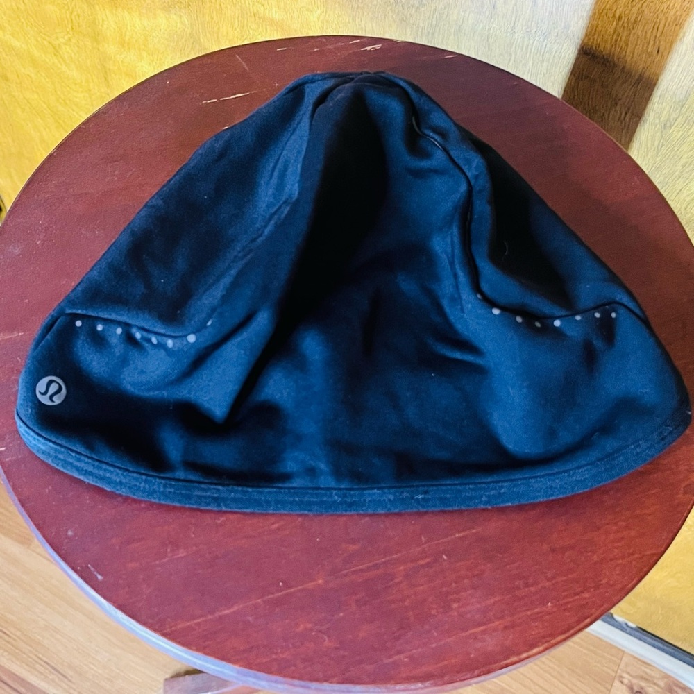 lululemon athletica Black Reflective Running Beanie Hat